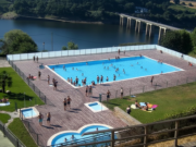 Piscina Municipal: El Oasis del Camino Francés en Portomarín