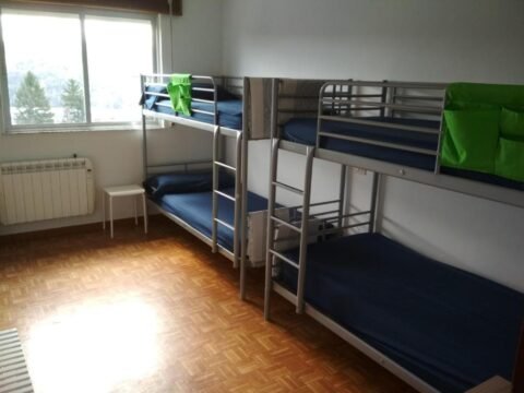 casa do marabillas literas portomarin