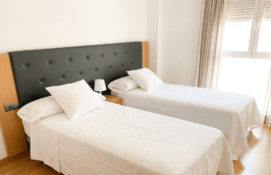Manolo Piso en Portomarín: Apartamento Amplio para Peregrinos